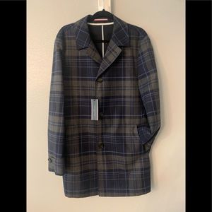 Tommy Hilfiger designer mens over coat. Navy plaid. Euro size 50 US 38/40